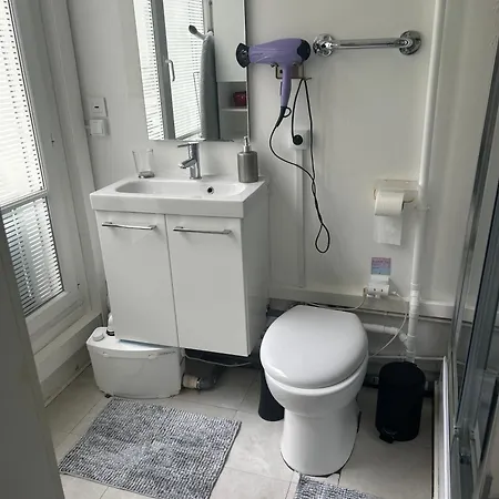 Champs Elysees No 76